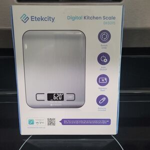 NWT Etekcity Digital Kitchen Scale - Silver